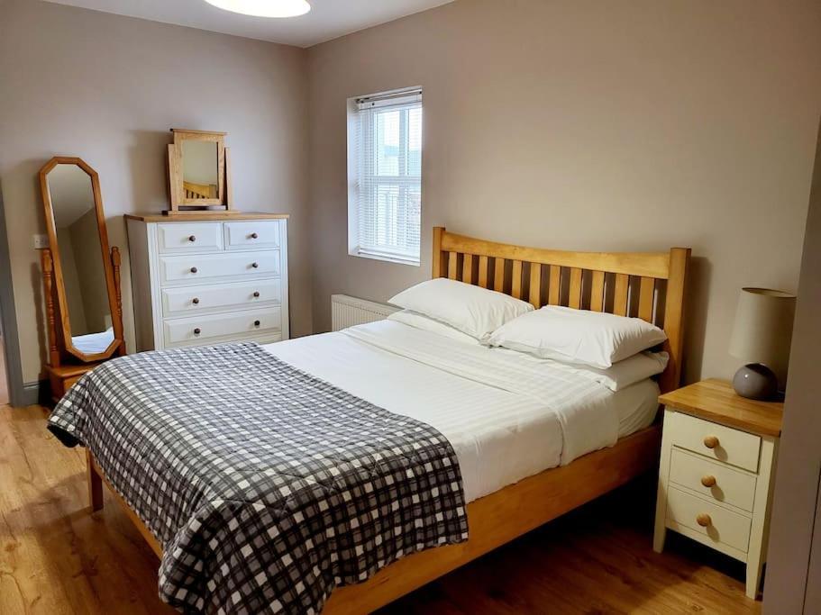 Clairhouse Accommodation Lahinch Esterno foto